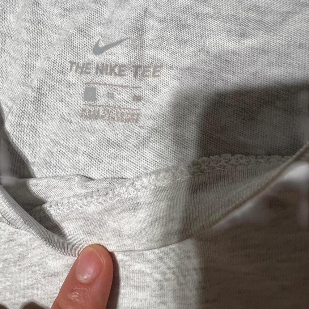 Nike Long Sleeve T-Shirt Women's Size S Blue Round Neck Embroidered Swoosh Logo - Picture 3 of 4